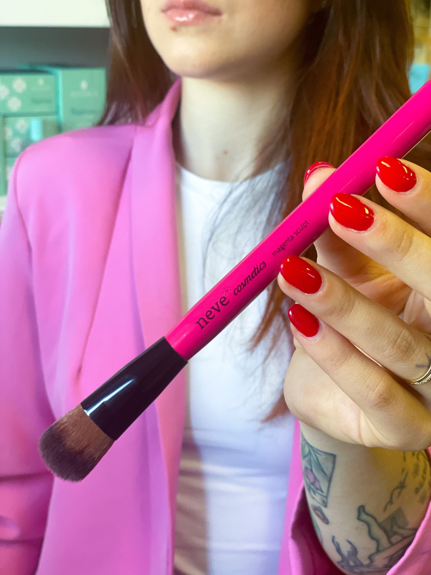 Neve Cosmetics Pennello Magenta Sculpt
