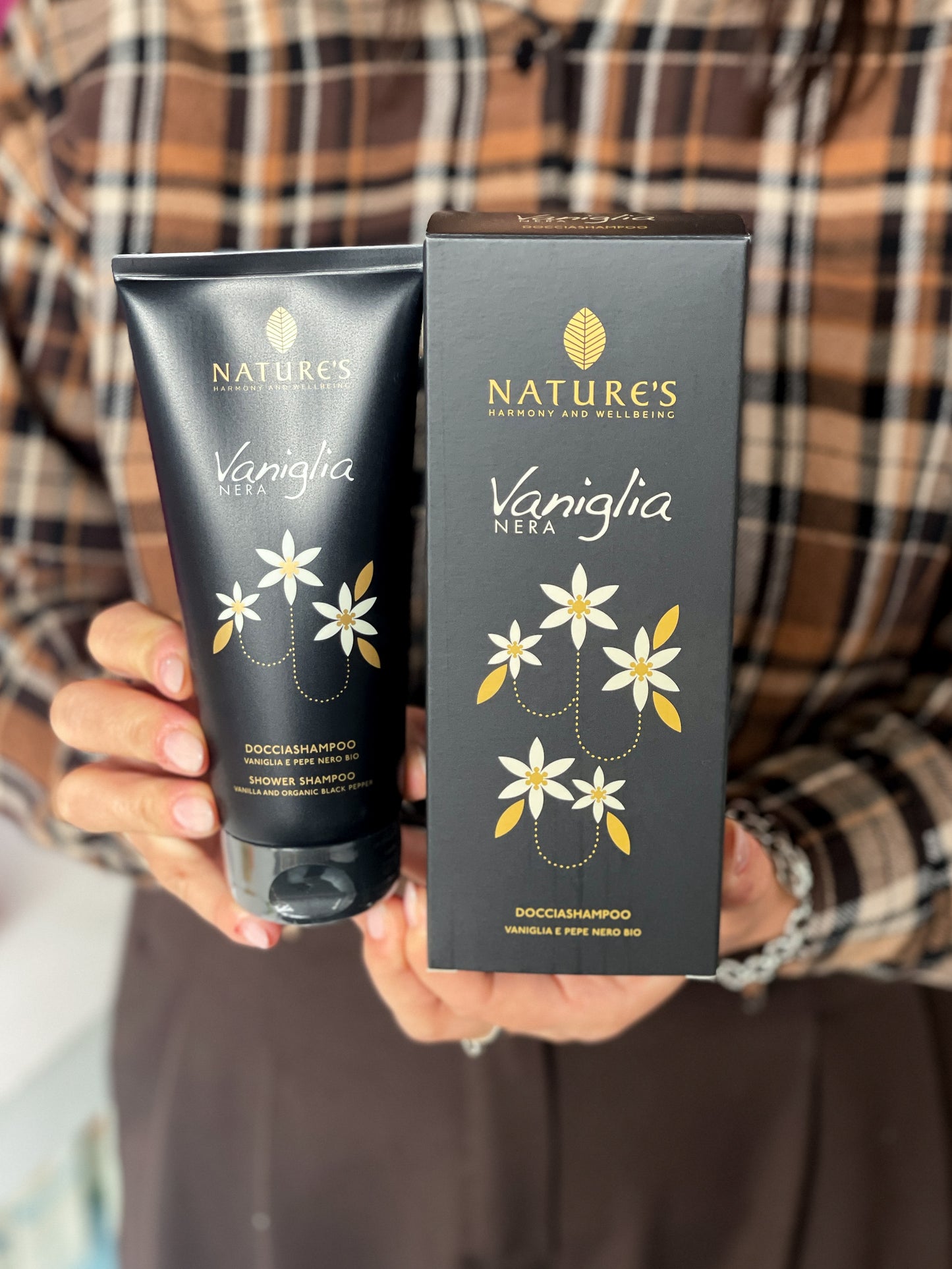 Nature's Vaniglia Nera Docciashampoo