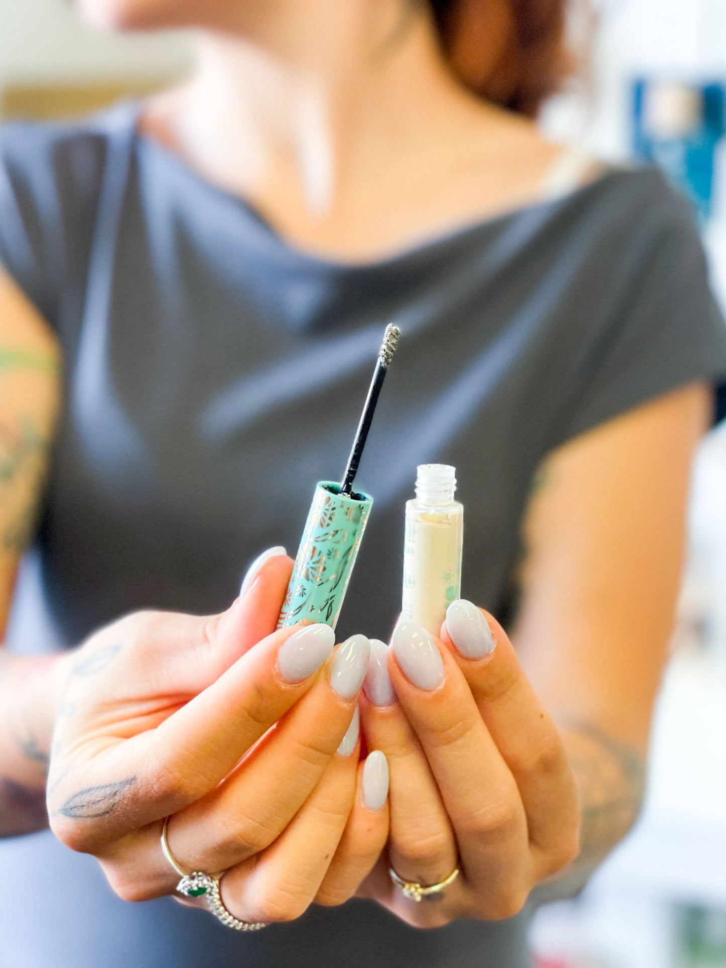 Neve Cosmetics | Brow Model